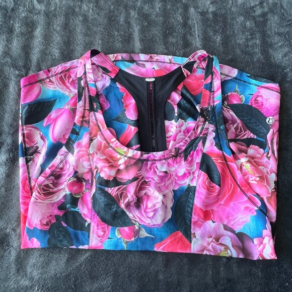 Lululemon Athletica  Lightened Up Singlet Secret Garden/Black Floral Size Medium - Picture 1 of 5
